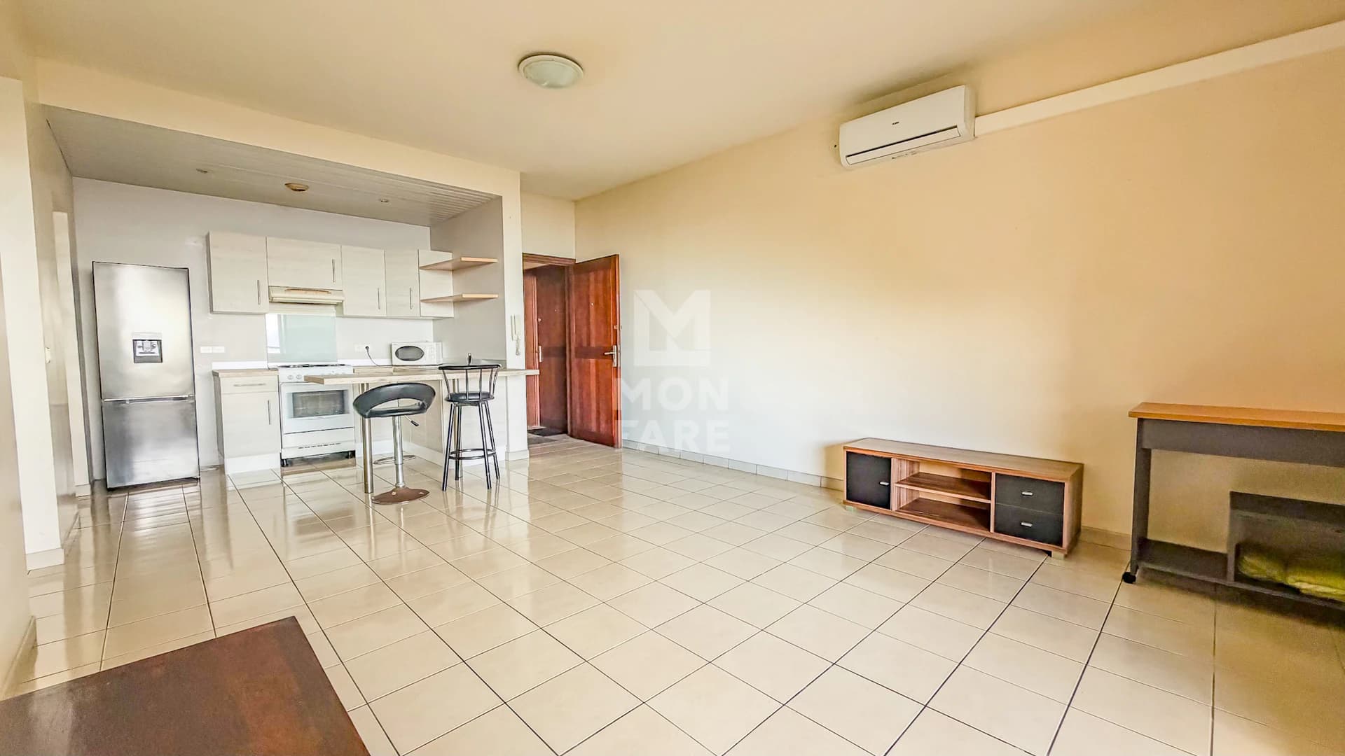 PUNAAUIA - F2 MEUBLÉ DE 70m² AVEC VUE PANORAMIQUE + 2 PARKINGS - Image 5