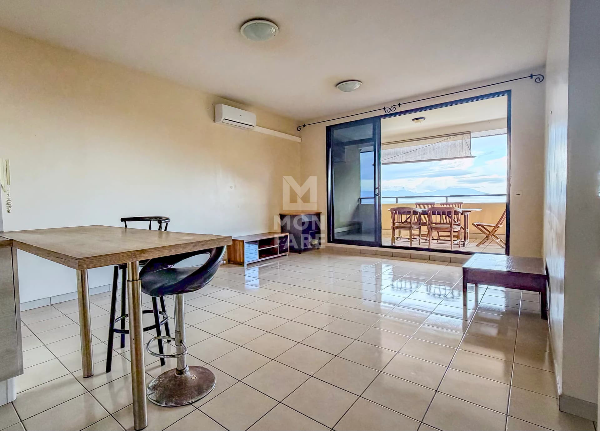 PUNAAUIA - F2 MEUBLÉ DE 70m² AVEC VUE PANORAMIQUE + 2 PARKINGS - Image 6