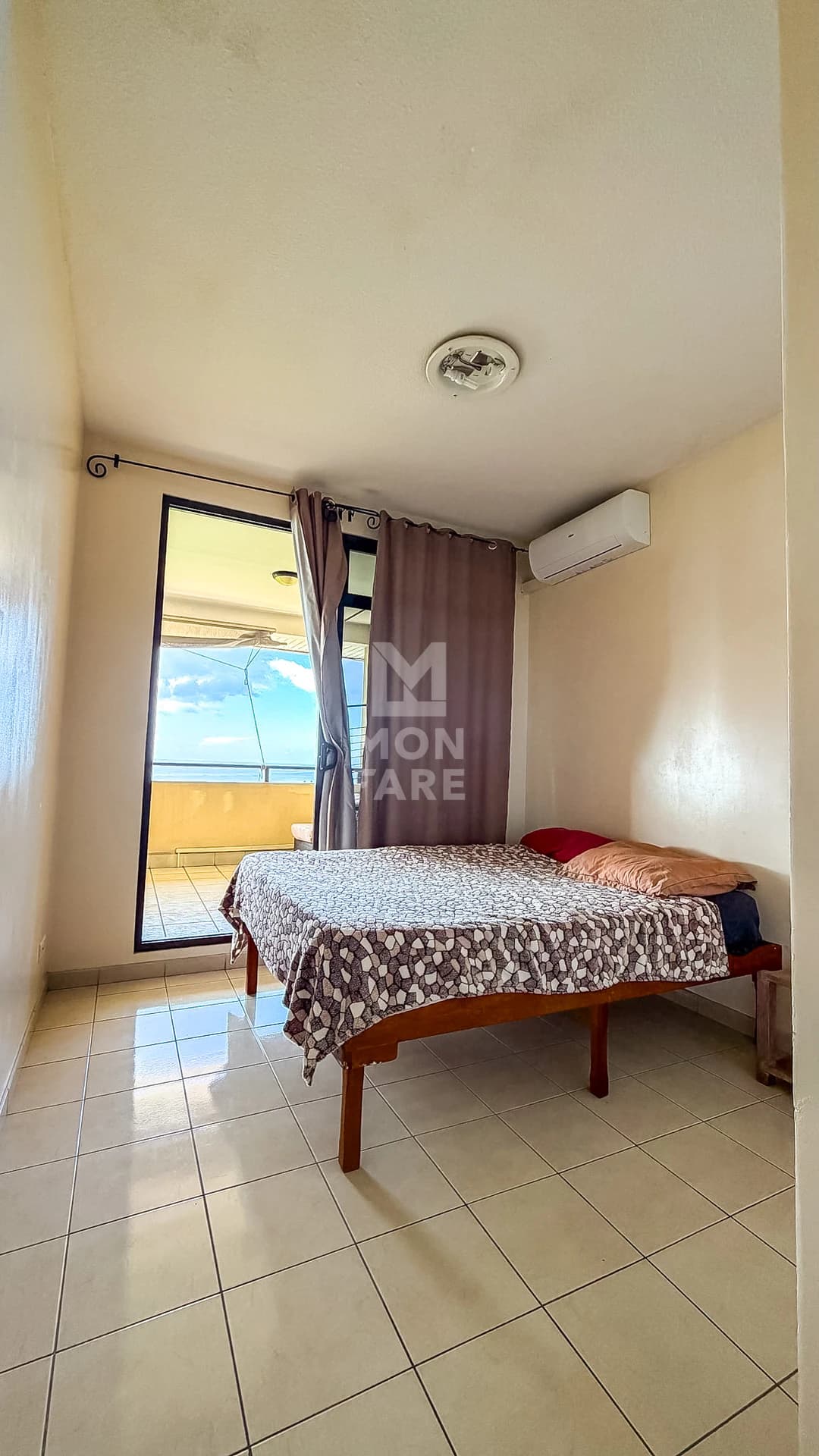 PUNAAUIA - F2 MEUBLÉ DE 70m² AVEC VUE PANORAMIQUE + 2 PARKINGS - Image 8