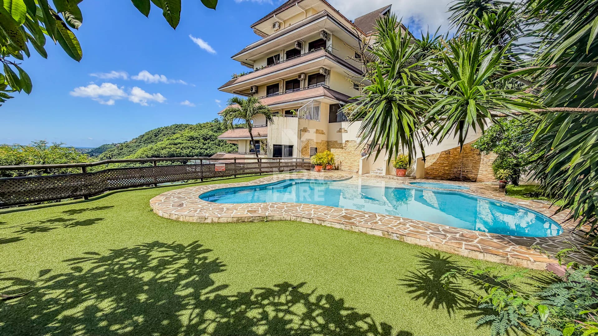 PUNAAUIA - F2 MEUBLÉ DE 70m² AVEC VUE PANORAMIQUE + 2 PARKINGS - Image 19