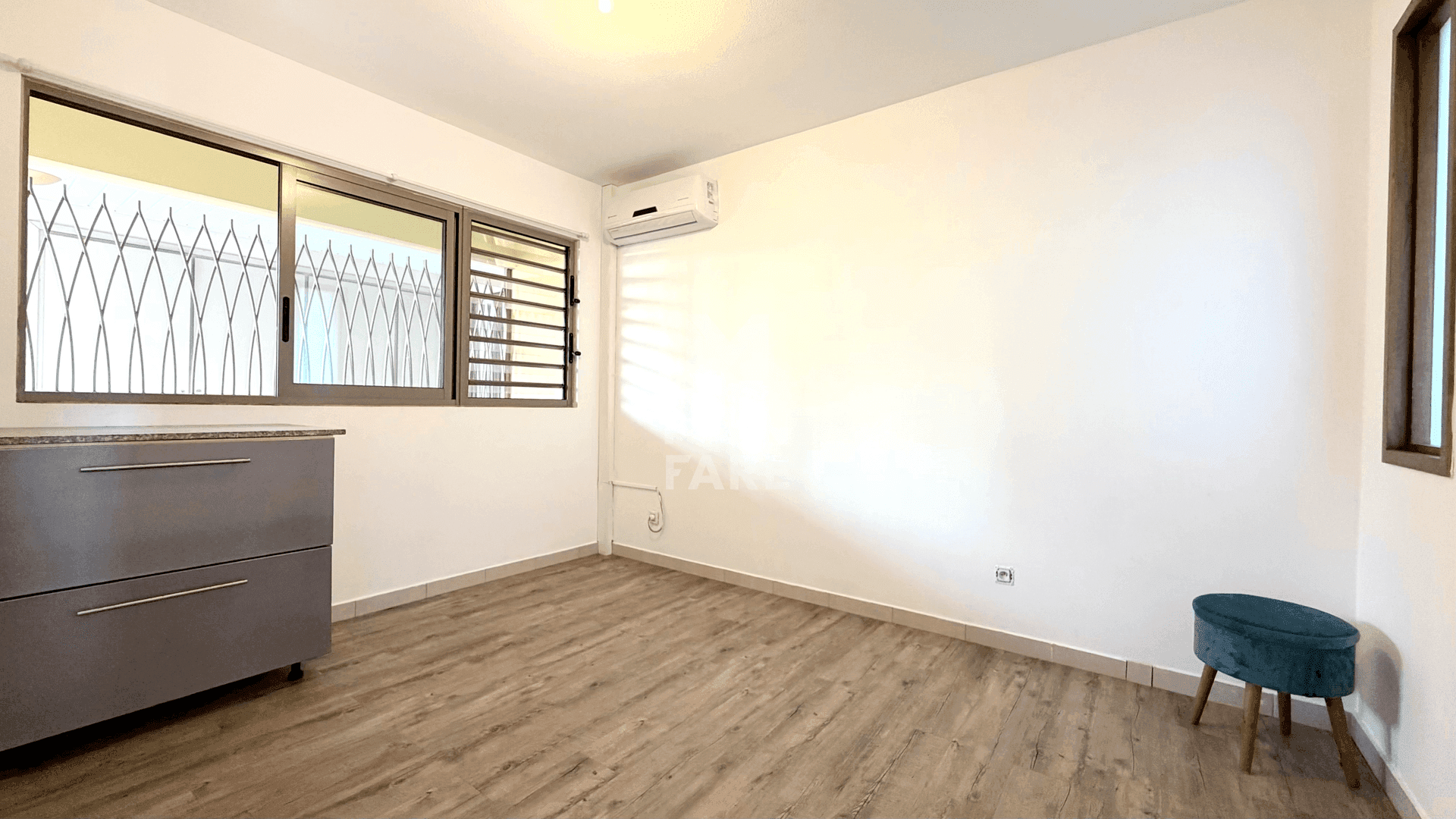 PAPEETE (Uranie), Résidence VAIHIAPA – F3 MEUBLÉ AVEC VUE - Image 8