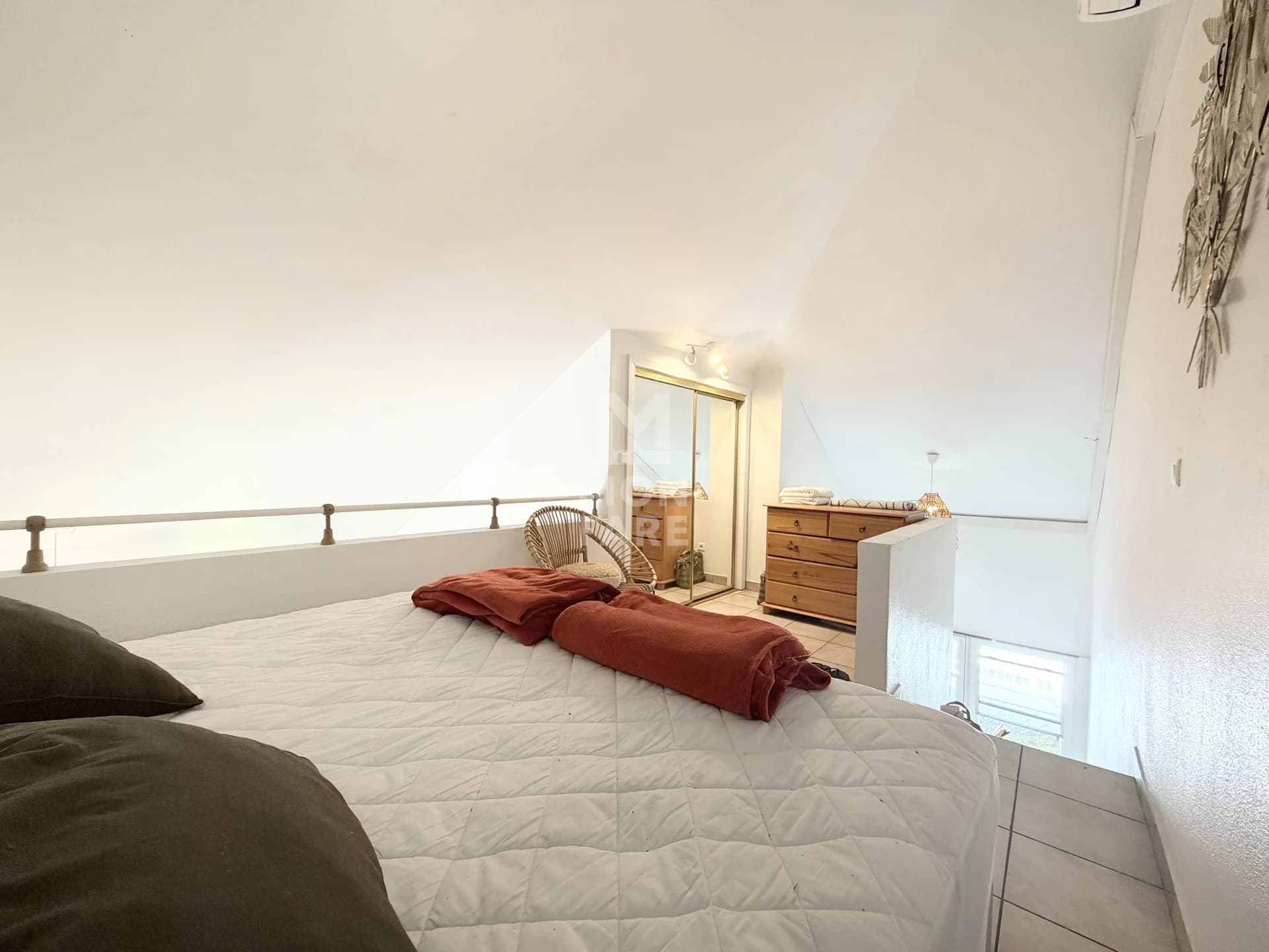 ARUE - F3 MEUBLÉ EN BORD DE MER AVEC JARDIN - Image 11