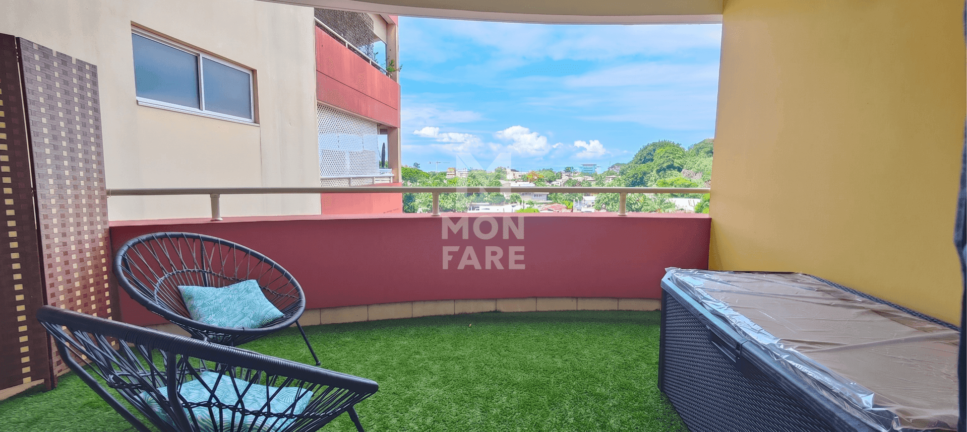 PAPEETE - STUDIO MEUBLÉ · 1 PARKING . 1 CELLIER - Image 2