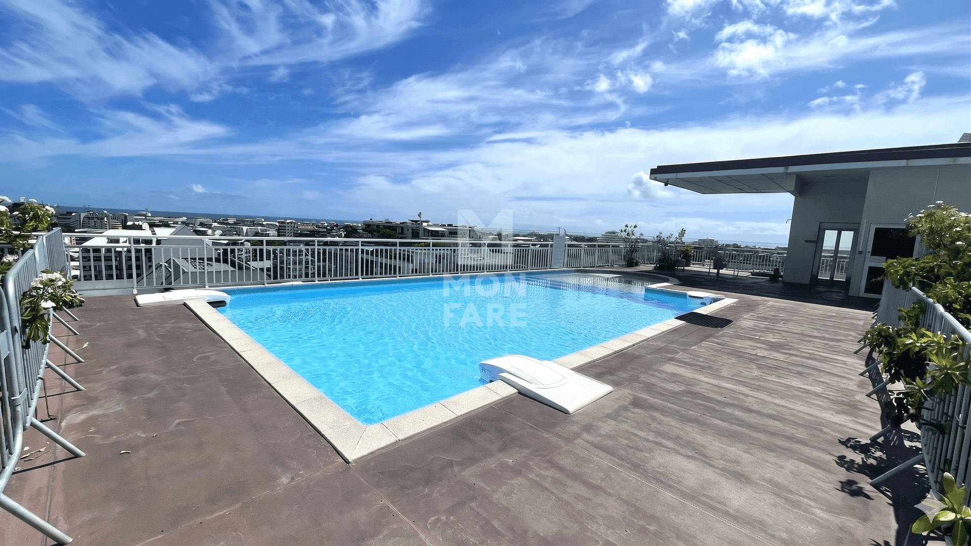 PAPEETE - STUDIO MEUBLÉ · 1 PARKING . 1 CELLIER - Image 8