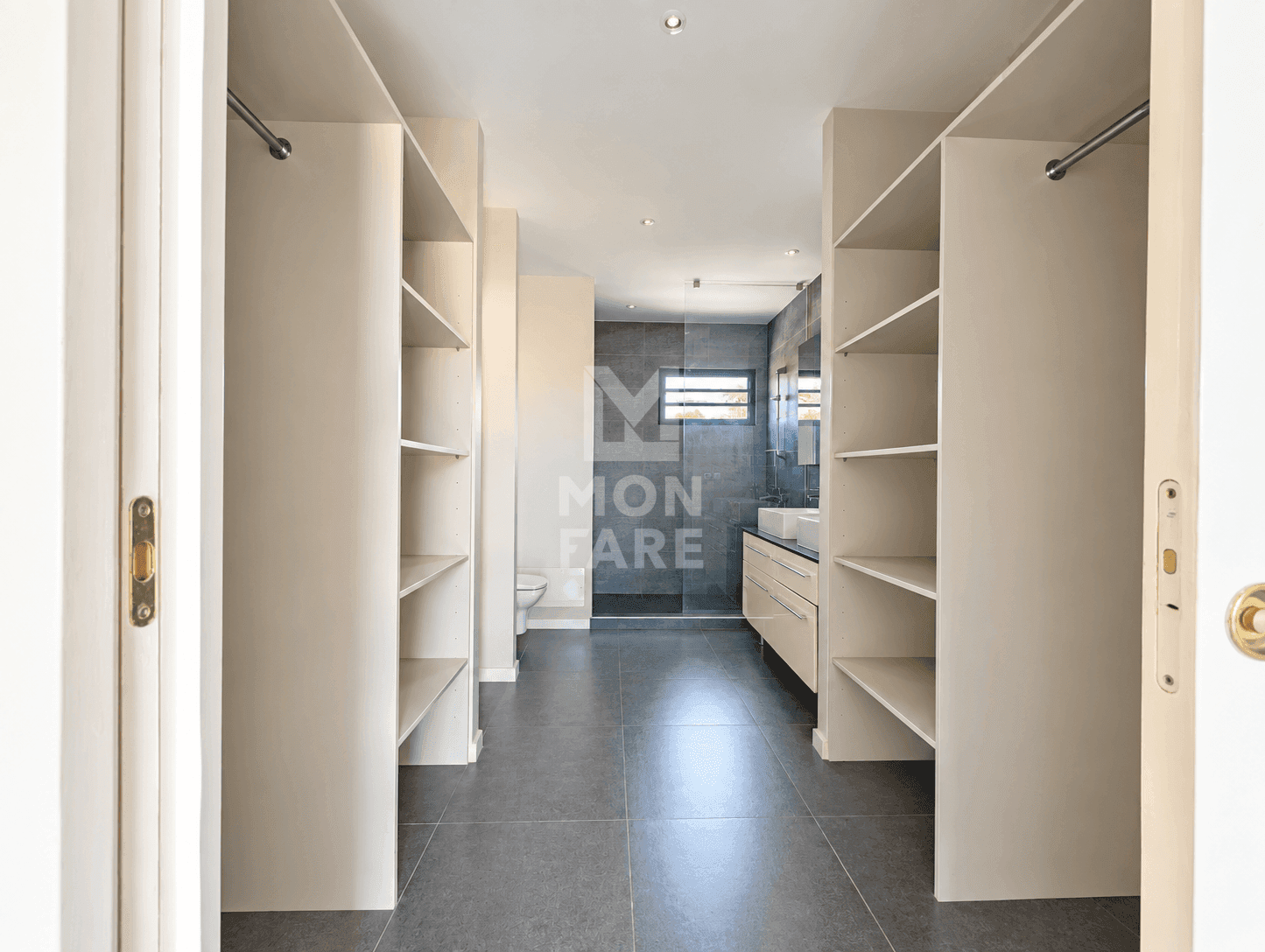PAMATAI (VAIKEA) - CHARMANT T4 DUPLEX DE 118 M² AVEC VUE MOOREA - Image 7