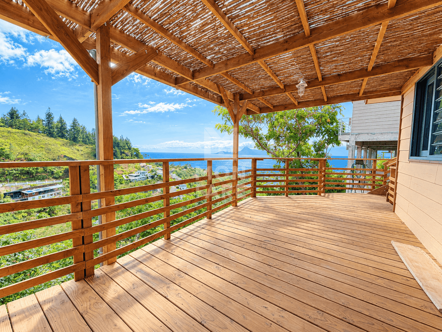 PUNAAUIA - MAISON F4 NEUVE - MEUBLÉE - VUE MER ET MONTAGNES - Image 2