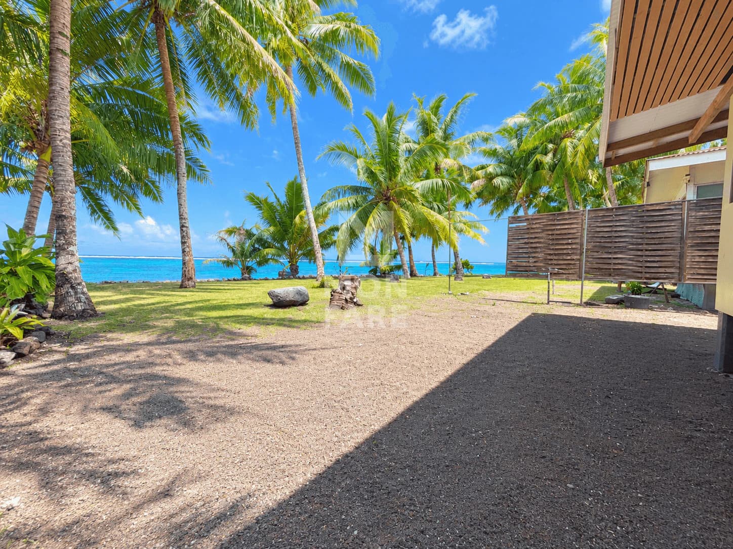 PAPARA - BUNGALOW F3 BORD DE MER - Image 1